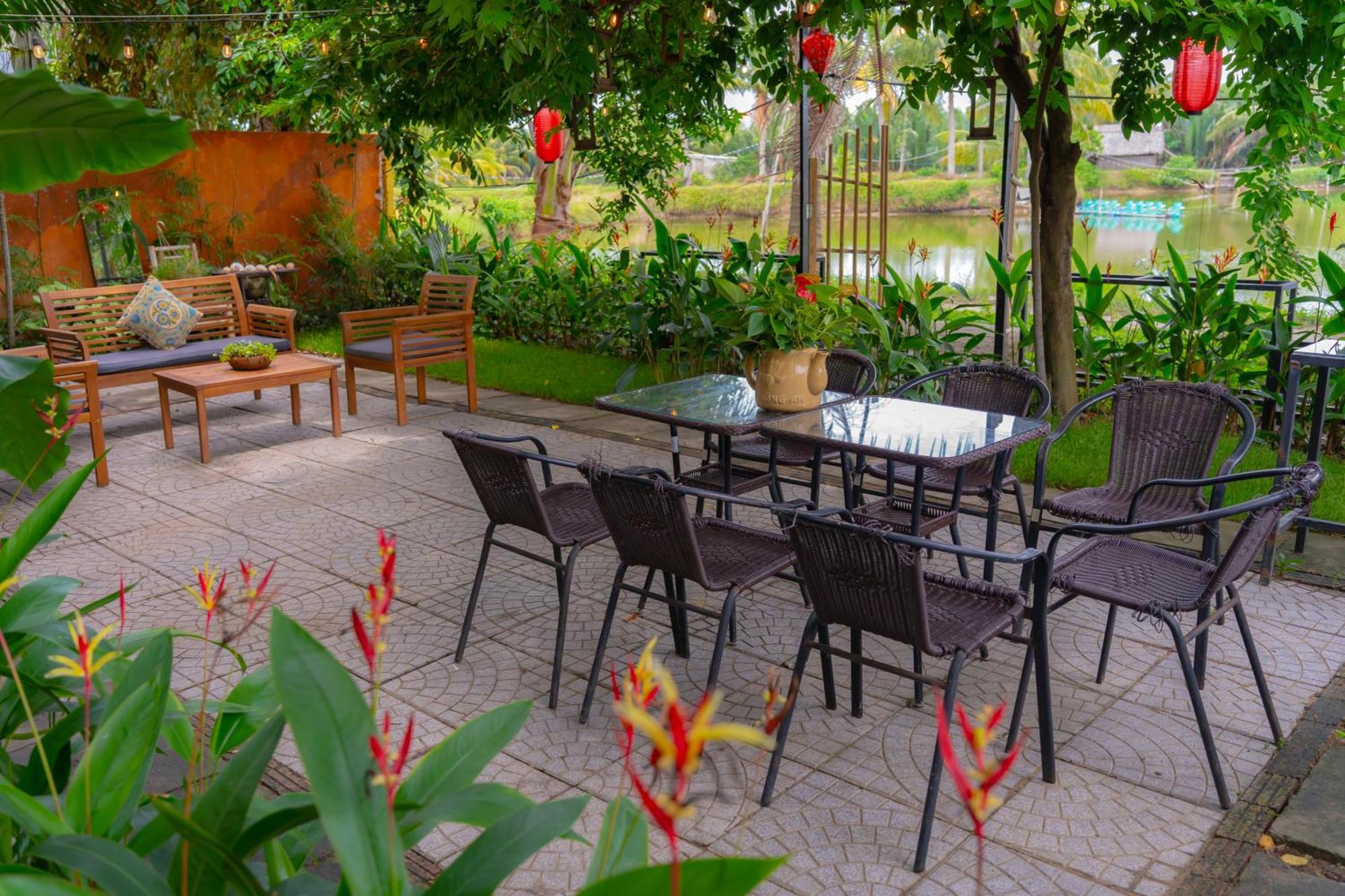 Laoxao Lakeview Homestay Хоян Екстер'єр фото